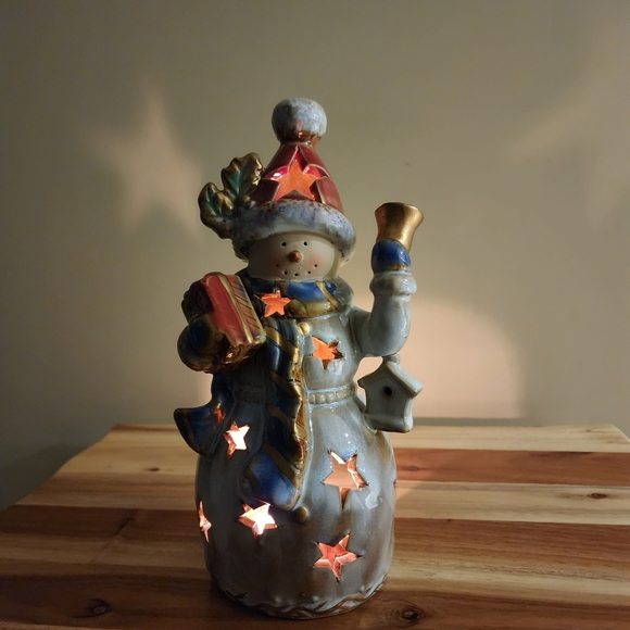 9" Glazed Ceramic Snowman Tealight Candle Holder - Picture 2 of 11